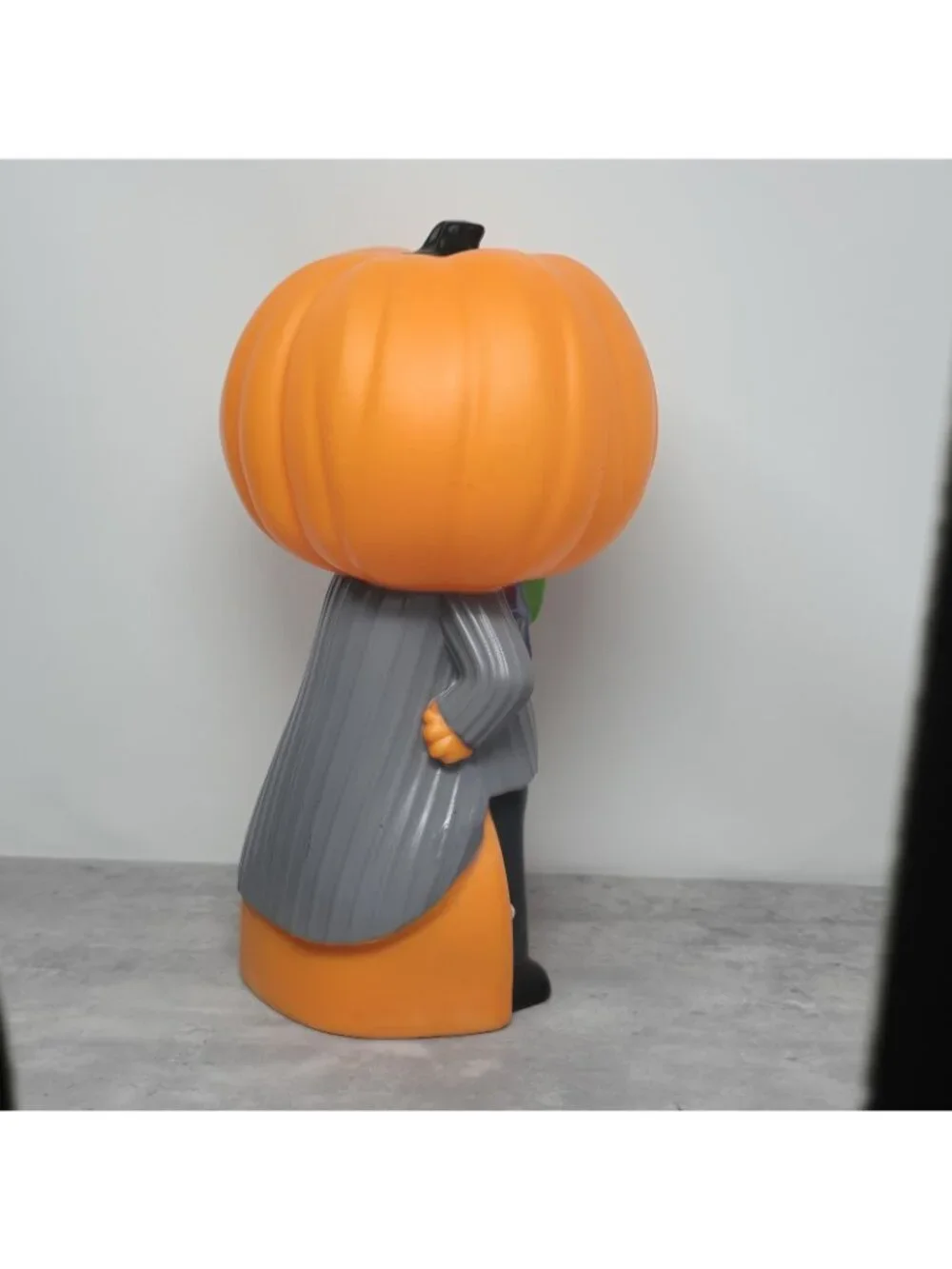 target hyde and eek Jack-O-Lantern Blowmold Pumpkin Light Lantern Halloween 12